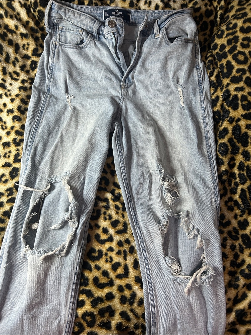 Hollister Light Wash Ripped Skinny Jeans